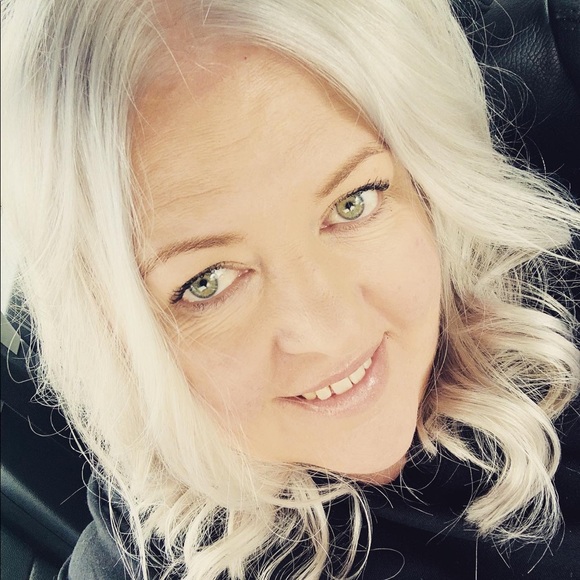 Meet the Posher Other - Meet your Posher, Cate